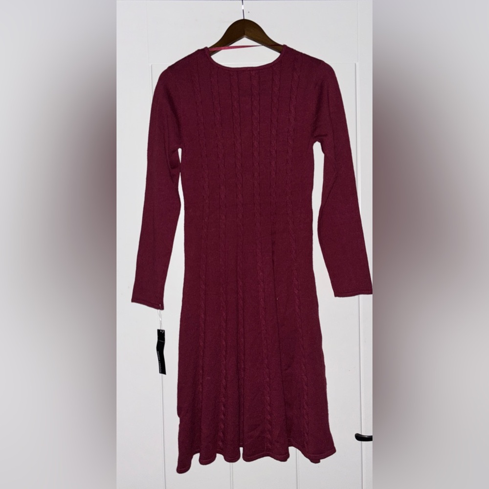 Maggie London Burgundy Cable Knit Sweater Dress NWT Cozy Long Sleeve Winter